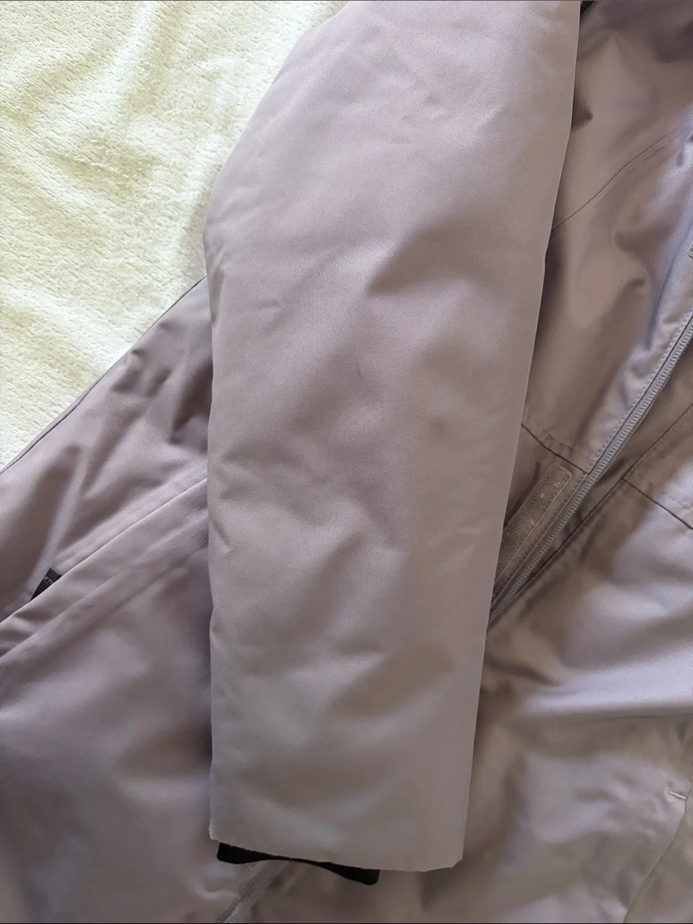 The North Face Lavender Women's Insulated Parka with Faux Fur Hood - Picture 12 of 15